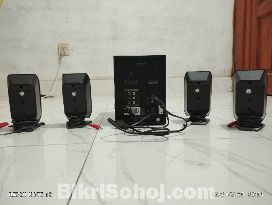 WANBO T4 Projector (xiaomi) and INTEX Roar 800 Speaker